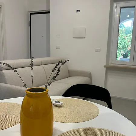 Rosmaris - Nel 滨海弗兰卡维拉